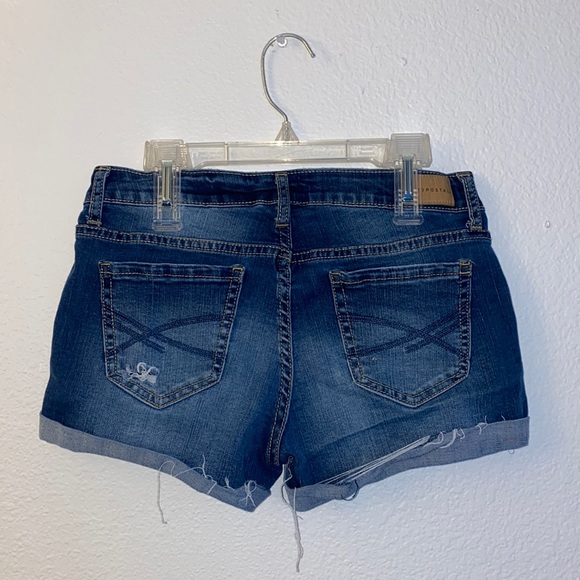 Aeropostale shorty shorts! - Picture 2 of 2